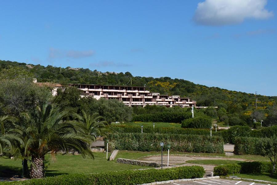 Residence Portolaconia Appartamenti Cannigione Exterior photo
