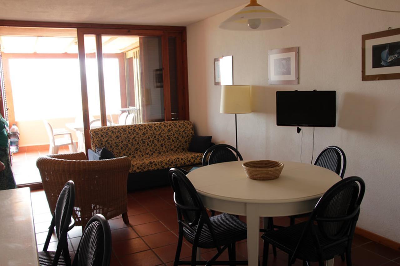 Residence Portolaconia Appartamenti Cannigione Room photo