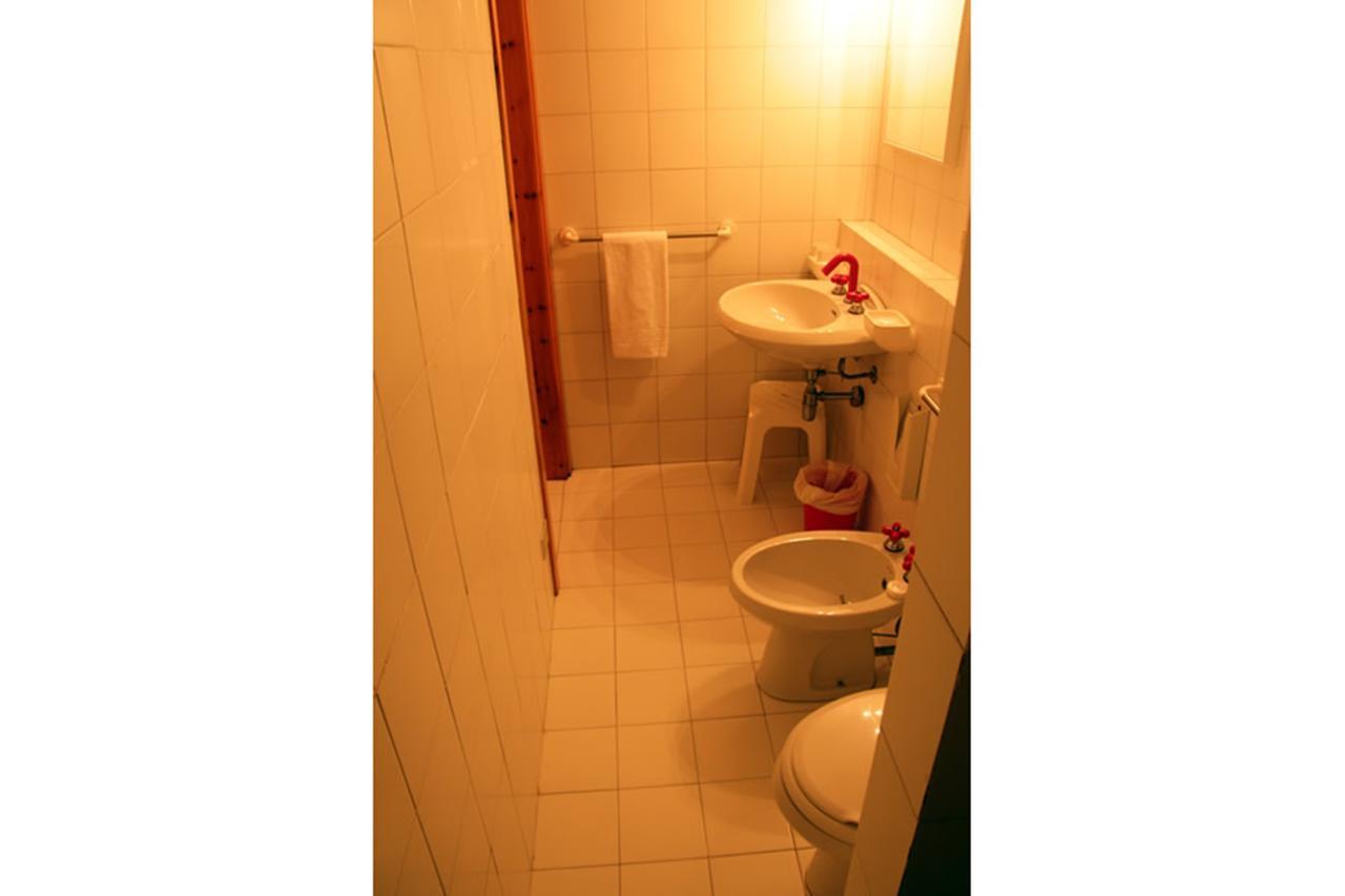 Residence Portolaconia Appartamenti Cannigione Room photo